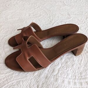 Hermes Oasis Sandals